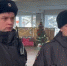 Не дали умереть. В Златоусте транспортные полицейские спасли жизнь пассажиру - Златоустовский рабочий