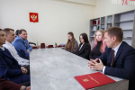 Златоуст укрепляет медицинские ряды. Олег Решетников встретился с начинающими специалистами